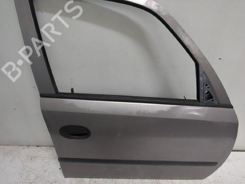 Used Right front door OPEL MERIVA A MPV (X03) 1.4 16V Twinport (E75) (90 hp) 31565009