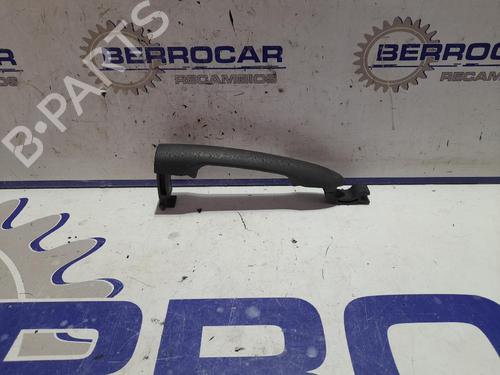 front-left-exterior-door-handle-renault-kangoo-be-bop-kw01_-2009-31538694 main image