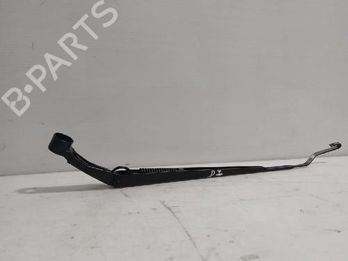 Front windshield wiper arm TOYOTA YARIS (_P21_, _PA1_, _PH1_) 1.5 Hybrid (MXPH11) | BP31567037C143