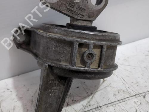 Used Engine mount Engine mount OPEL ASTRA H GTC (A04) 1.7 CDTi (L08) (101 hp) 33735358 33735358