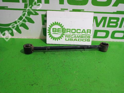 Venstre bagtil bærearm KIA SORENTO I (JC) 2.5 CRDi 4WD (140 hp) 31547685