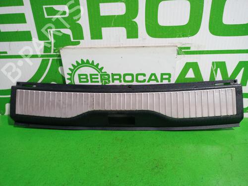 Used Boot lining Boot lining OPEL ZAFIRA / ZAFIRA FAMILY B (A05) 1.9 CDTI (M75) (120 hp) 31550187 31550187