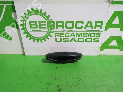 Used Rear left exterior door handle AUDI A4 B6 (8E2) 2.5 TDI (163 hp) 31553076