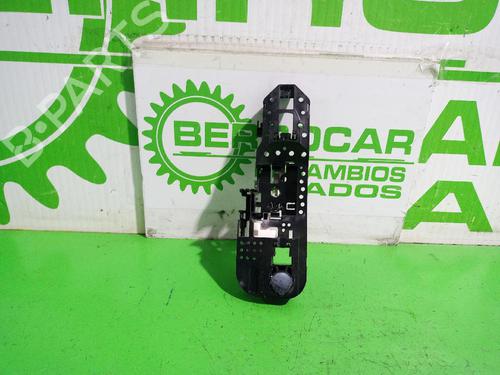 Used Rear left exterior door handle Rear left exterior door handle 31550845 31550845