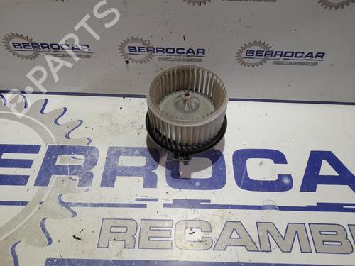 Used Heater blower motor TOYOTA COROLLA Verso (ZER_, ZZE12_, R1_) 2.2 D-4D (AUR10_, AUR10R) (177 hp) 31673080