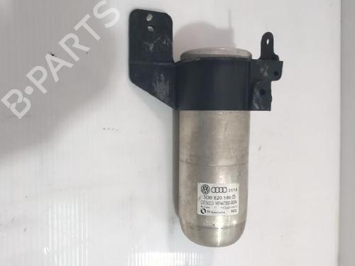 Used Air filter box Air filter box VW PHAETON (3D1, 3D2, 3D3, 3D4, 3D6, 3D7, 3D8, 3D9) 3.0 V6 TDI 4motion (240 hp) 32461952 32461952