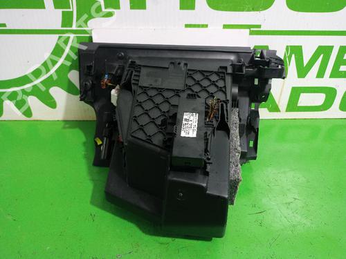 Glove box PEUGEOT 508 I (8D_) 2.0 HDi | BP31549121C95