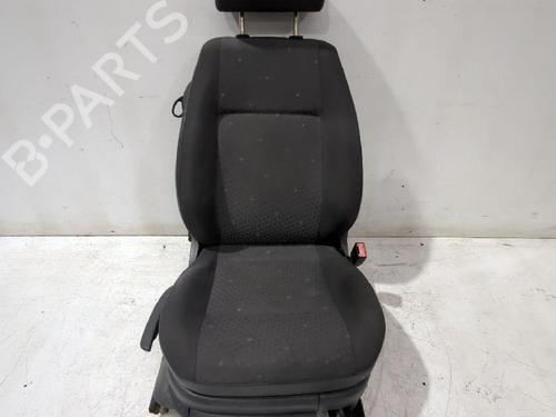 Sæde højre fortil VW POLO IV Saloon (9N2, 9N4) 1.9 TDI (101 hp) 32466071