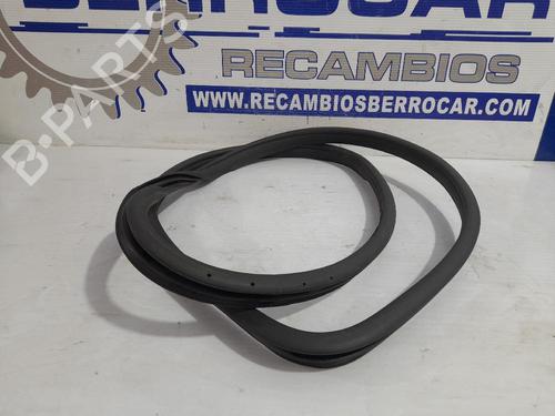 Gummiliste MERCEDES-BENZ E-CLASS (W212) E 220 CDI / BlueTEC (212.001, 212.002) (170 hp) 31542015