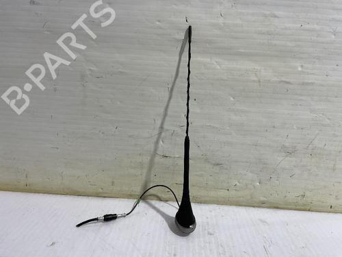 Used Antenna/Base Antenna/Base FIAT 500 (312_) 1.0 Mild Hybrid (312.AYD1B) (69 hp) 31560706 31560706