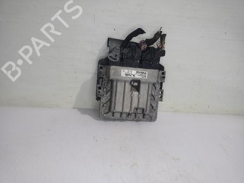 Used Engine control unit (ECU) RENAULT MEGANE IV Saloon 1.3 TCe 115 (LVN9) (116 hp) 31558198