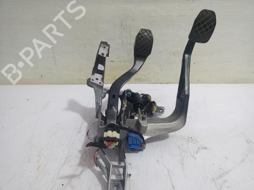 Used Pedal Pedal 38166616 38166616