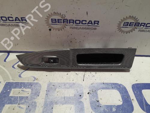 Right front window switch HYUNDAI GETZ (TB) 1.5 CRDi | BP31538994I26 