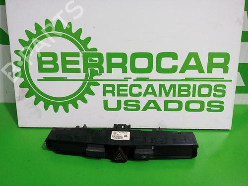Used Warning switch Warning switch OPEL ZAFIRA / ZAFIRA FAMILY B (A05) 1.9 CDTI (M75) (100 hp) 31543070 31543070