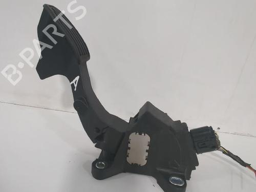 Used Pedal Pedal TOYOTA YARIS (_P13_) 1.5 (NSP131_) (112 hp) 31562860 31562860