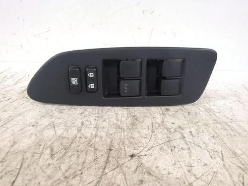 Used Left front window switch TOYOTA AURIS (_E15_) 1.6 (ZRE151_, ZRE151R) (124 hp) 31566597