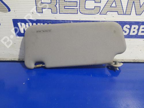 Used Right sun visor HYUNDAI ELANTRA III (XD) 2.0 CRDi (113 hp) 31542259