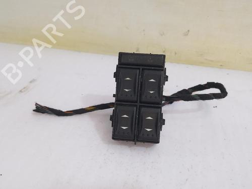 Used Left front window switch FORD MONDEO III (B5Y) 2.0 TDCi (130 hp) 31558870
