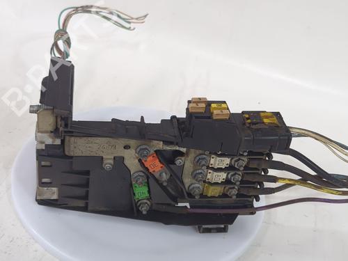 Used Fuse box Fuse box 38868034 38868034