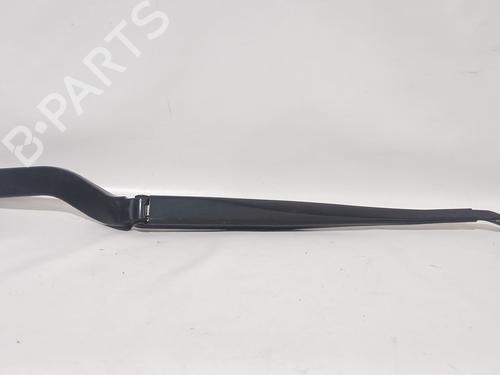 Used Front windshield wiper arm Front windshield wiper arm 38867219 38867219