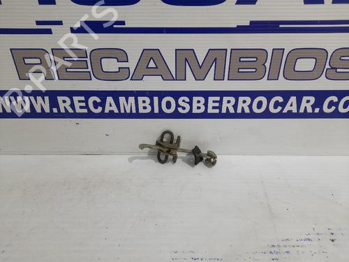 Used Hinge/Door check strap RENAULT LAGUNA II (BG0/1_) [2001-2007]  31673759