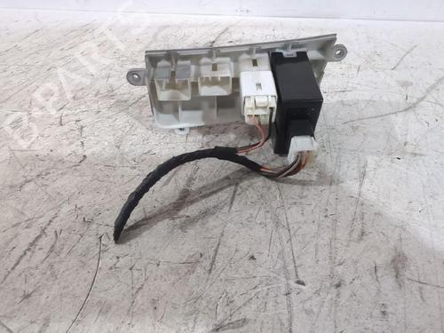 Headlight switch KIA CEE'D Hatchback (ED) 1.6 CRDi 90 | BP31566574I24