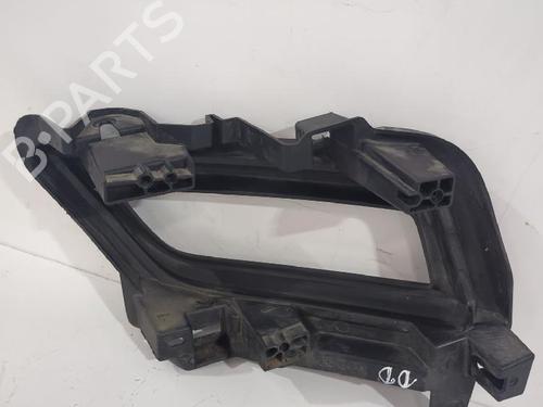 Grill NISSAN MICRA V (K14) 1.5 DCI (90 hp) 31563119