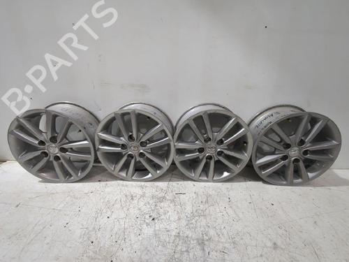 Fælgsæt Fælgsæt TOYOTA AURIS (_E15_) 1.33 Dual-VVTi (NRE150_, NRE150R) (101 hp) 31564348 31564348