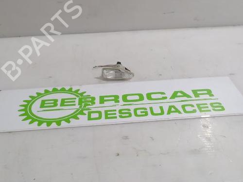 right-side-indicator-dacia-duster-hm_-2017-32462656 main image