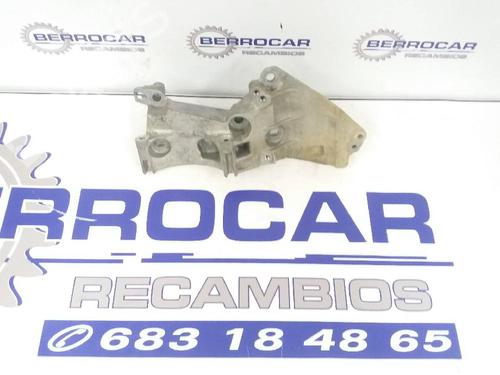 Used Support DACIA DUSTER (HS_) 1.5 dCi 4x4 (HSMC, HSMD) (110 hp) 31568787