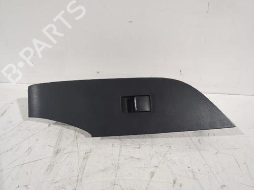 comutador-vidro-frente-direito-toyota-rav-4-v-_a5_-_h5_-2018-31563965 main image