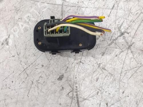 Left front window switch FORD FOCUS I (DAW, DBW) 1.8 TDCi | BP31566134I27