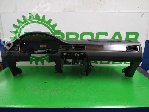 Used Dashboard HONDA CIVIC VI Saloon (EJ, EK, SO) 1.5 i (EK3) (114 hp) 31546645