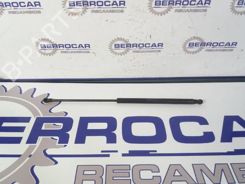 tailgate-lift-support-alfa-romeo-giulietta-940_-2010-2011-2012-2013-2014-2015-2016-2017-2018-2019-2020-31570062 main image