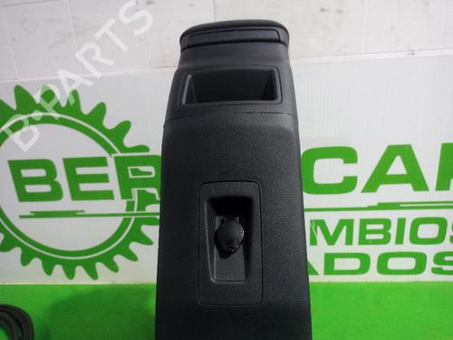 Armrest / Center console TOYOTA AURIS (_E18_) 1.2 (NRE185_, NRE185R) | BP31547840I20 - Image 4