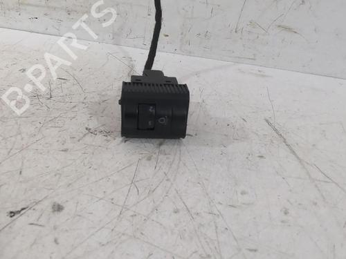 headlight-switch-vw-polo-iv-9n_-9a_-2001-2002-2003-2004-2005-2006-2007-2008-2009-2010-2011-2012-2013-2014-32490199 main image