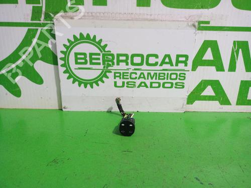 Used Left front window switch Left front window switch FORD FIESTA V (JH_, JD_) 1.4 TDCi (68 hp) 31552885 31552885