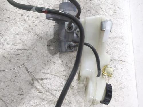 Used Brake master cylinder TOYOTA AURIS (_E15_) 1.6 (ZRE151_, ZRE151R) (124 hp) 31566629
