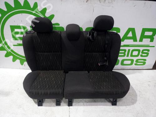 Used Rear seat FORD FOCUS I (DAW, DBW) 1.8 TDCi (100 hp) 31552214