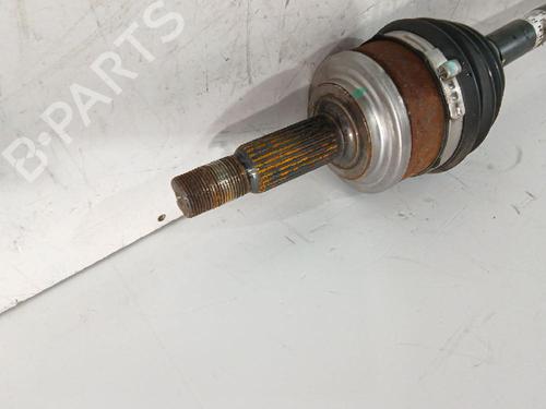 Right front driveshaft TOYOTA YARIS (_P21_, _PA1_, _PH1_) 1.5 Hybrid (MXPH11) | BP31567077M39 