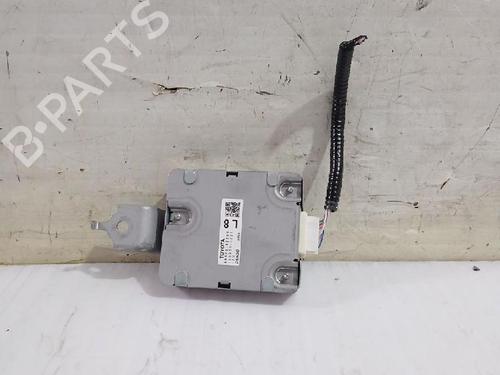 Used Electronic module Electronic module TOYOTA RAV 4 V (_A5_, _H5_) 2.0 (MXAA52) (175 hp) 31563917 31563917