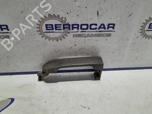 Used Front right exterior door handle Front right exterior door handle 31570536 31570536
