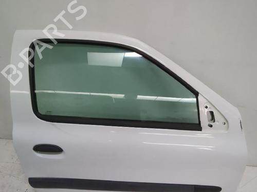 Porta frente direita Porta frente direita RENAULT CLIO II (BB_, CB_) 1.2 (BB0A, BB0F, BB10, BB1K, BB28, BB2D, BB2H, CB0A,... (58 hp) 31564838 31564838