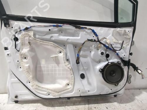 Left front door TOYOTA COROLLA Hatchback (_E21_, _EA1_, _EH1_) 1.8 VVTi Hybrid (ZWE219) | BP31567228C2