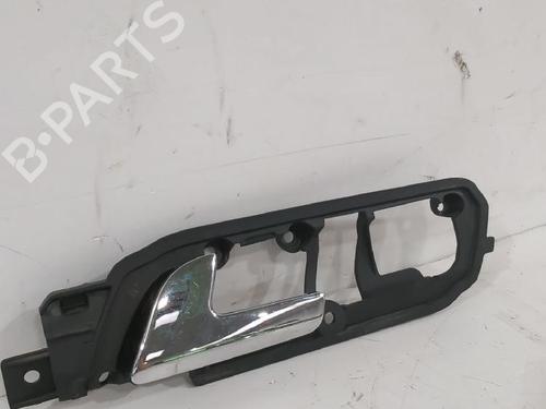 Used Front left interior door handle VW POLO IV (9N_, 9A_) 1.9 SDI (64 hp) 31563440