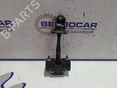 Dørhængsel/Dørbegrænser PEUGEOT EXPERT Van (V_) 1.6 BlueHDi 115 (115 hp) 31570782