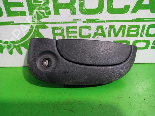 front-left-exterior-door-handle-renault-kangoo-kc01_-1997-31548158 main image