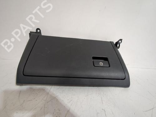 Handskerum TOYOTA RAV 4 V (_A5_, _H5_) 2.0 (MXAA52) (175 hp) 31563864