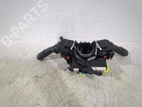 Used Switch TOYOTA COROLLA Hatchback (_E21_, _EA1_, _EH1_) 1.8 VVTi Hybrid (ZWE219) (140 hp) 32462010