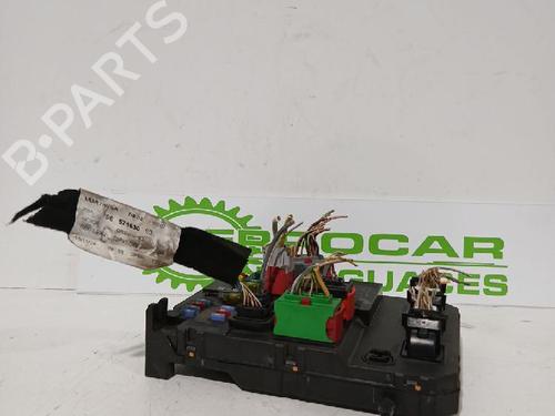 Used Fuse box PEUGEOT 407 (6D_) 1.6 HDi 110 (6D9HZC, 6D9HYC) (109 hp) 32462690